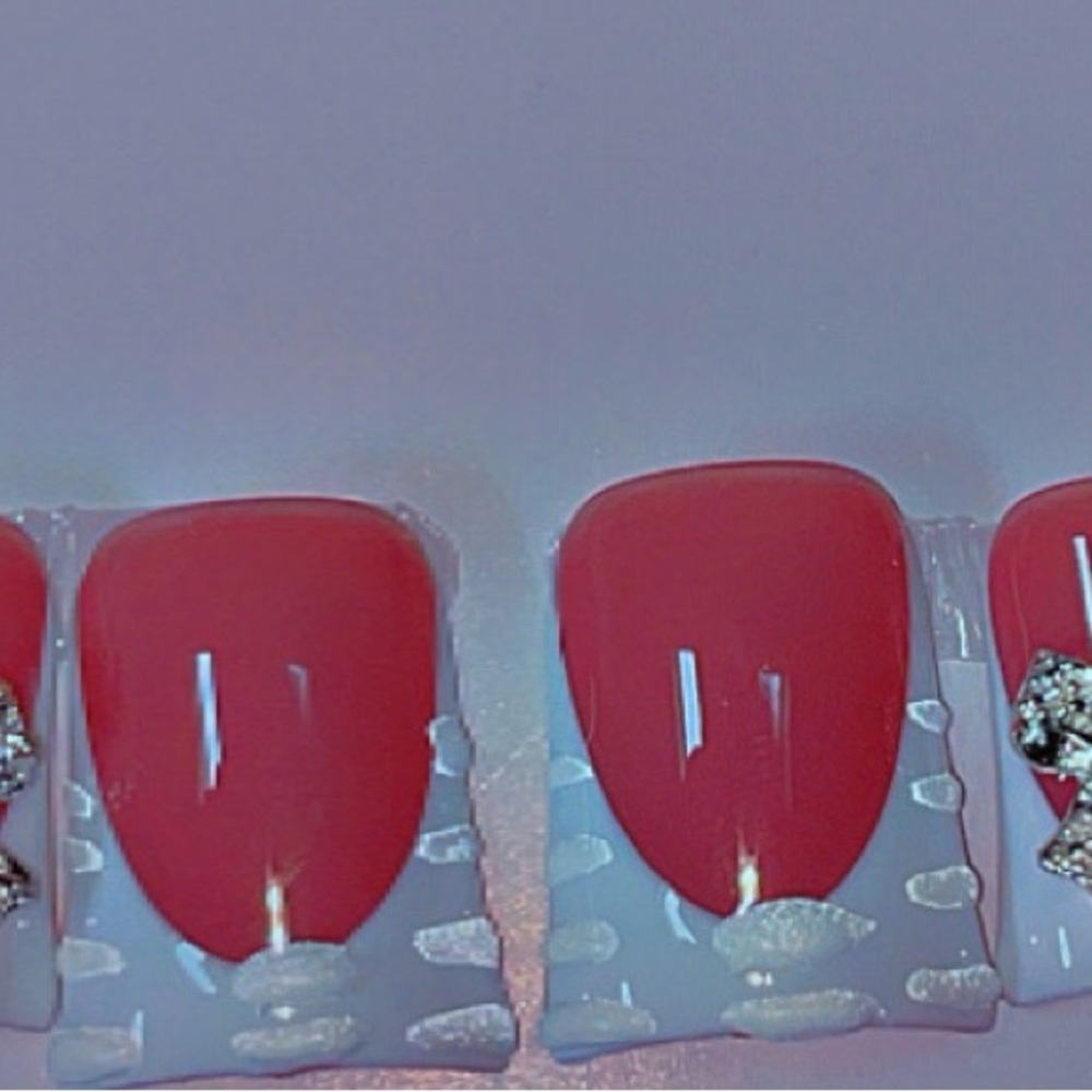 Beautiful Pink & White, Sexy- Classy Claws with beautiful charms 🎀 💎